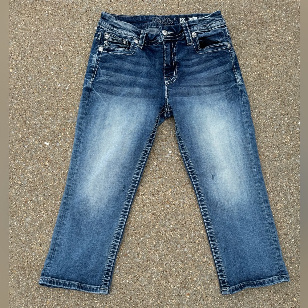 Miss Me Mid-Rise Easy Crop Sz 29 few holes as marked.